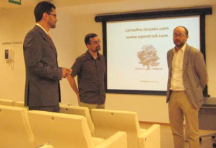 Presentación pública da ferramenta de tradución. Na foto: José Ramon  Pichel, Paulo Malvar e Diego Vázquez