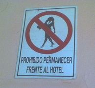 Cartel de prohibido / Flickr: loco085